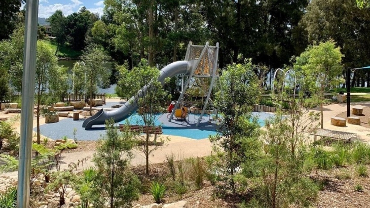 Tench Reserve Playground