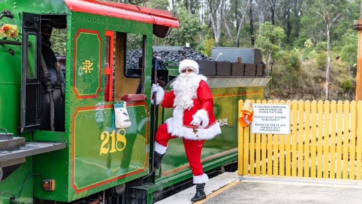 Train Rides With Santa at The Zig Zag Railway