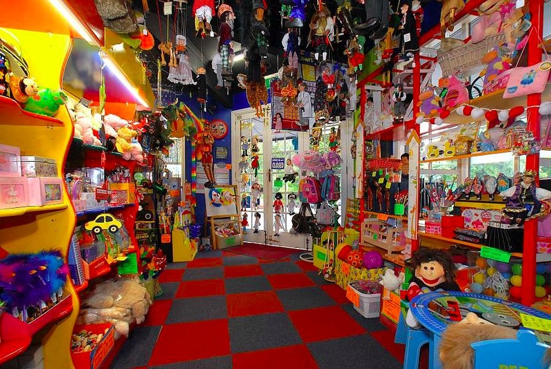the best toy store