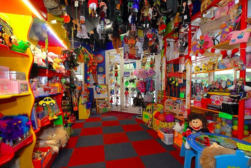 best toy stores